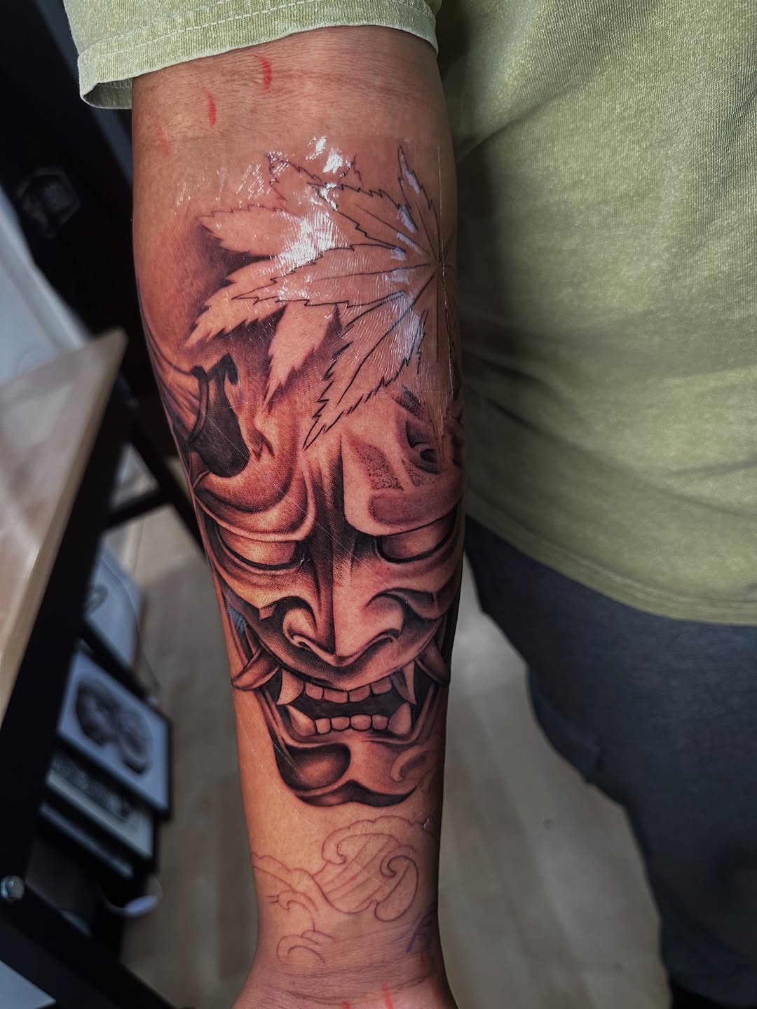 Tattoo by @artofshadow โ black_and_grey, japanese_irezumi