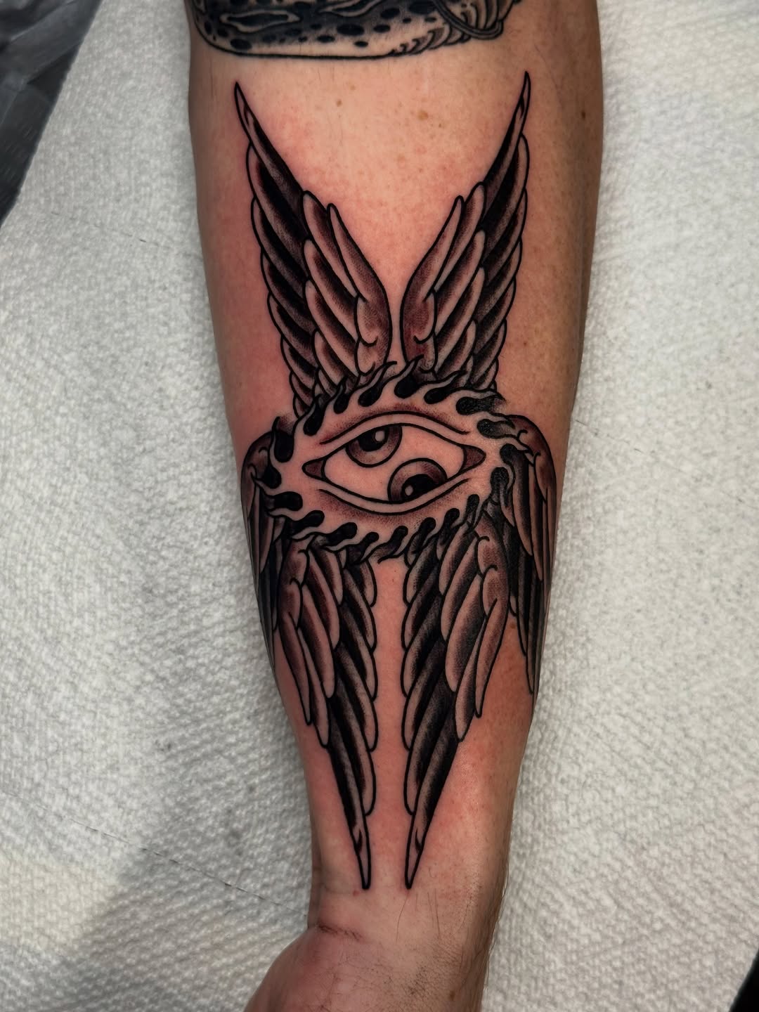 Tattoo by @sevenstattoos β american_traditional