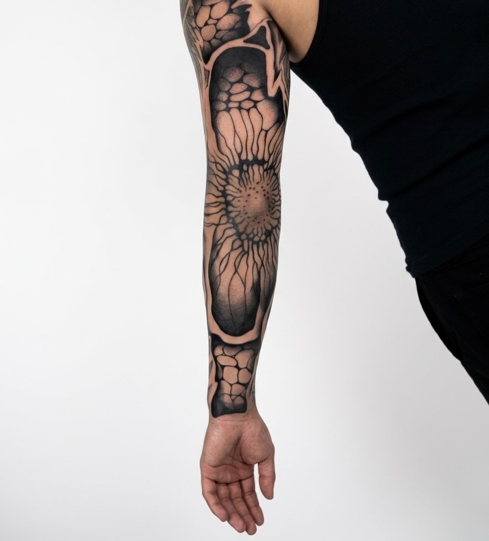 Tattoo by @javitattoo.nyc — black_and_grey, ornamental