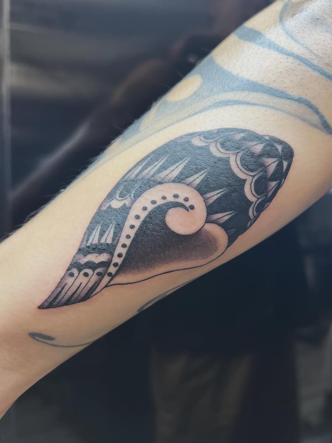 Tattoo by @hry.cyc — blackwork, tribal