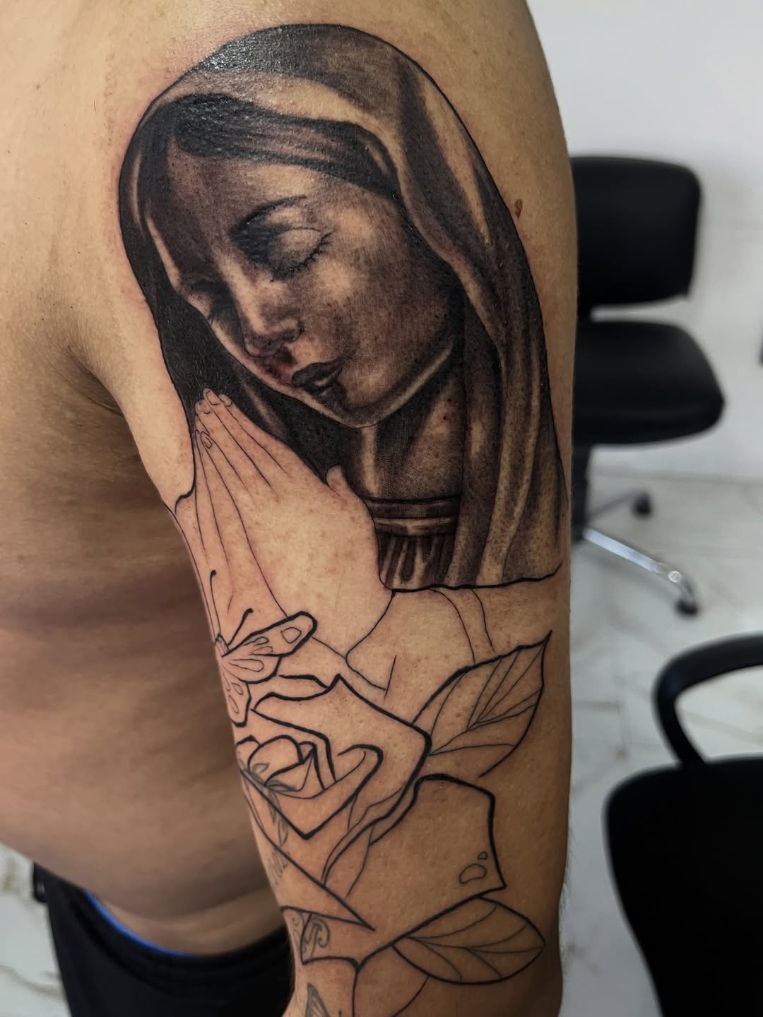 Tattoo by @alonso.rangel_ — realism, black_and_grey