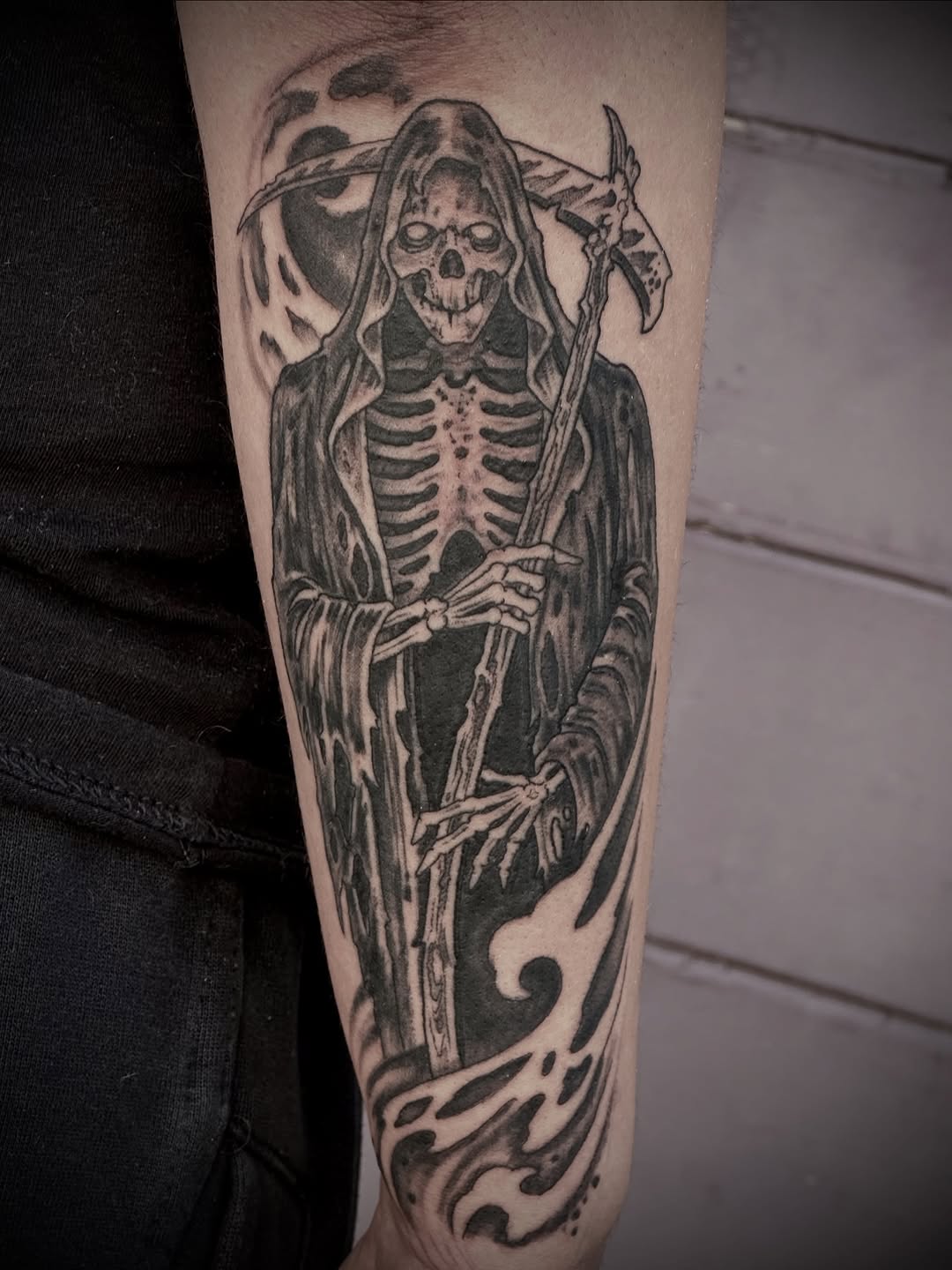 Tattoo by @culletonparamore — black_and_grey, dark_realism