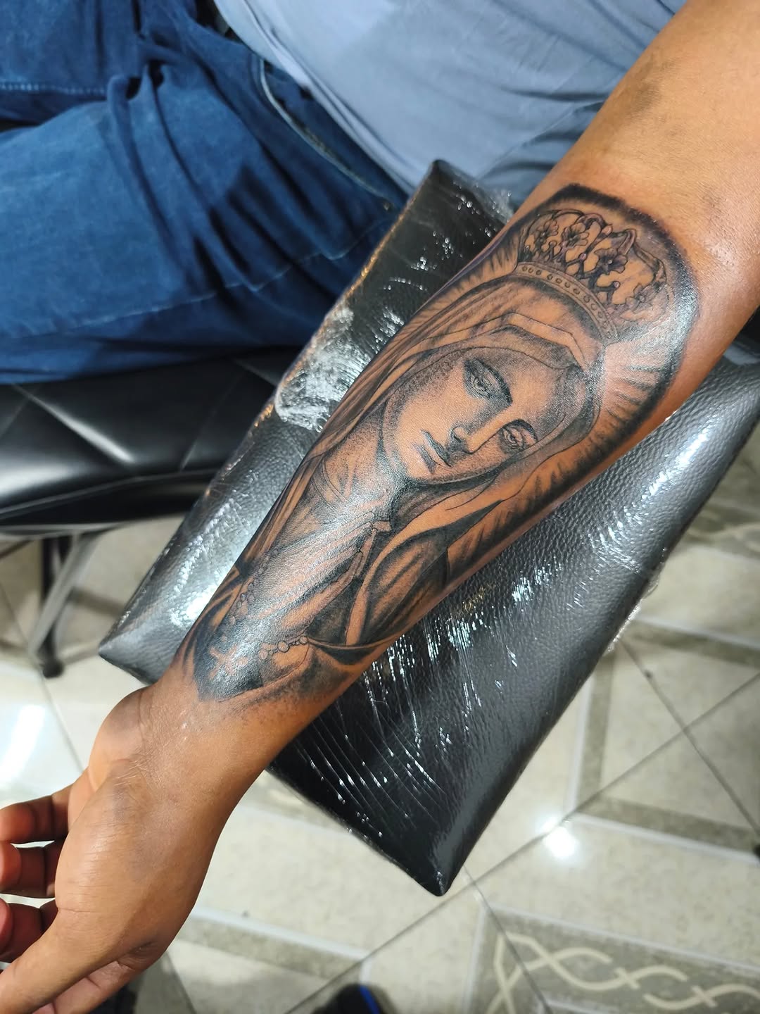 Tattoo by @mello_blue_tatto0 — realism, black_and_grey
