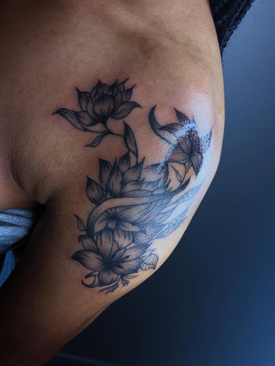 Tattoo by @iinkedbyrenn — black_and_grey