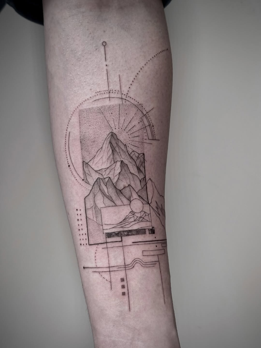 Tattoo by @tapz.zzz — geometric, fine_line