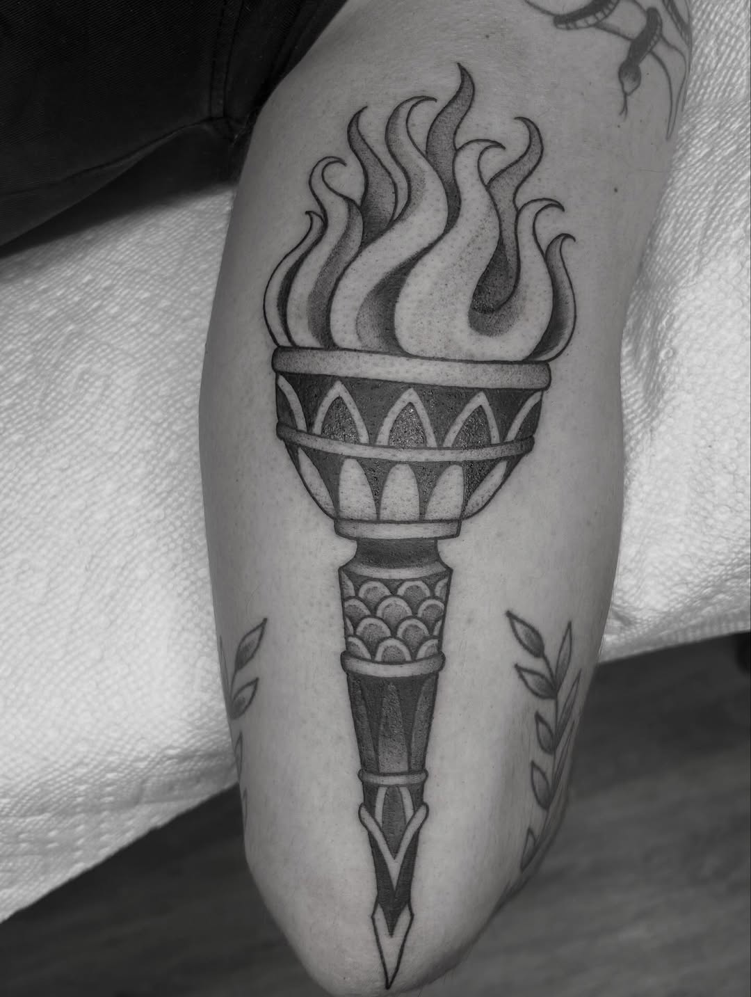 Tattoo by @oliviafoxtattoo — american_traditional, illustrative
