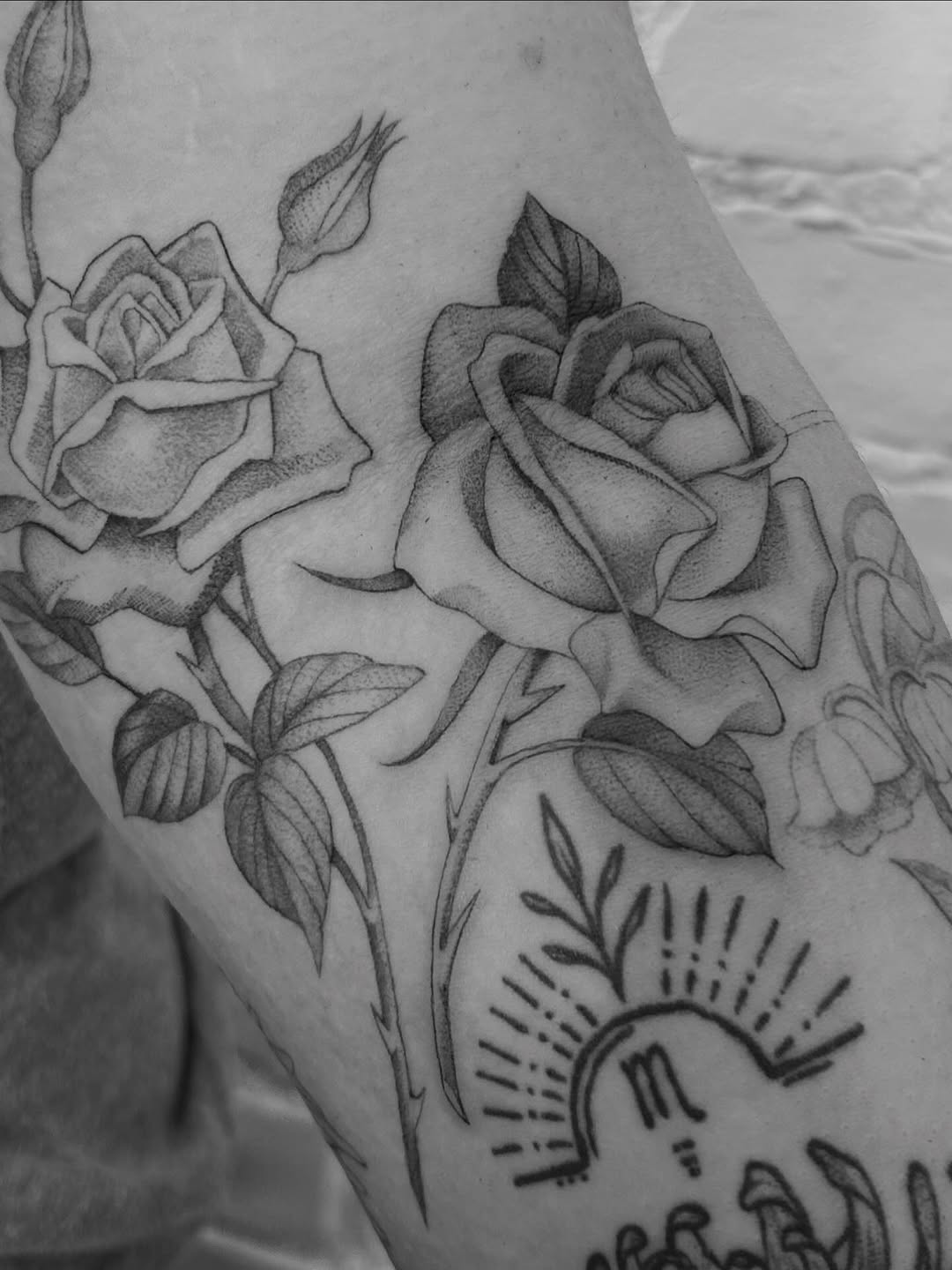 Tattoo by @oliviafoxtattoo — black_and_grey, illustrative