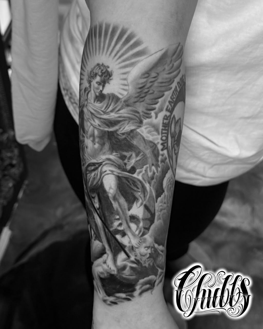 Tattoo by @tatsbychubbs — black_and_grey, realism