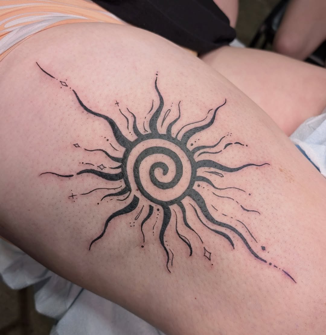 Tattoo by @caitlin.astrid — illustrative, geometric