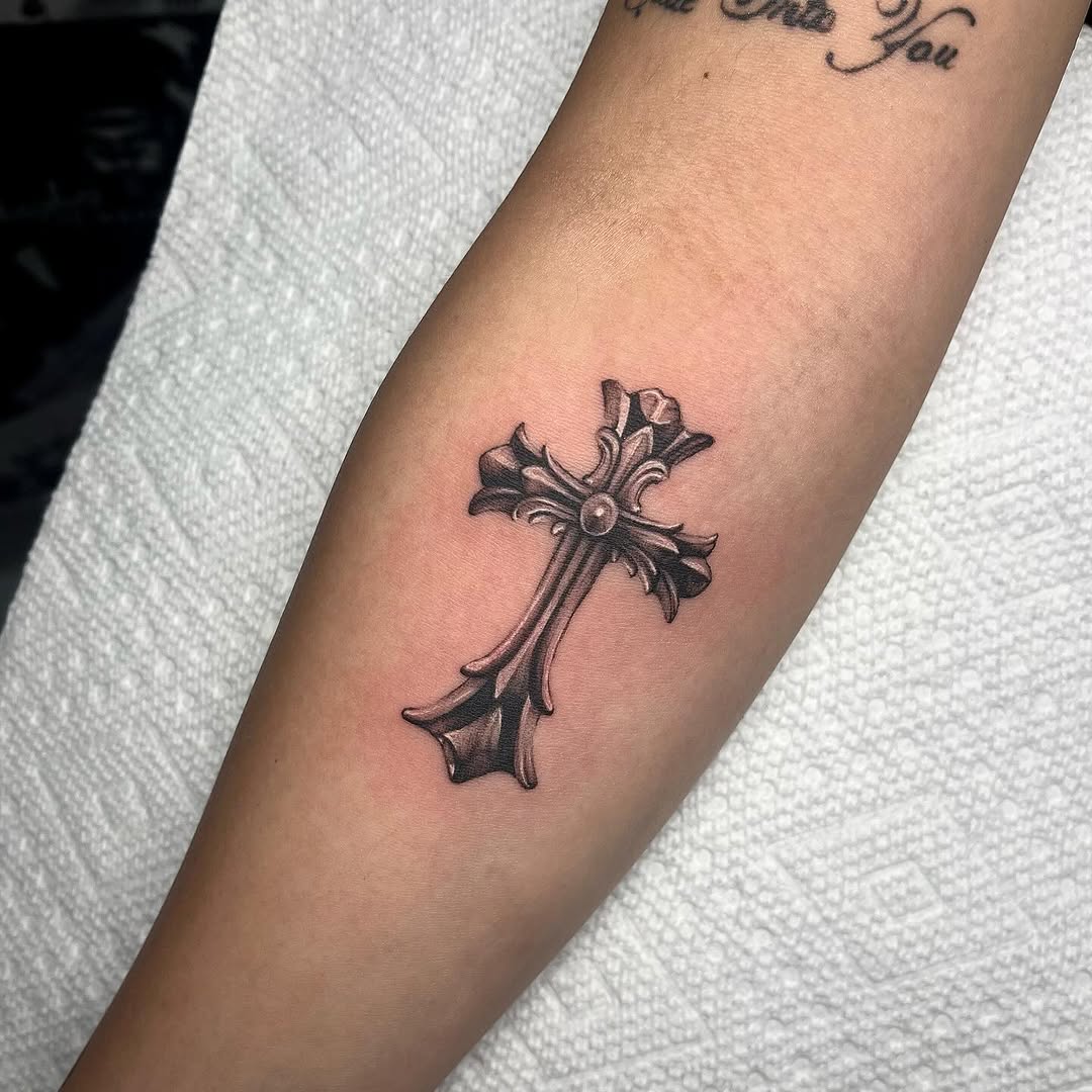 Tattoo by @aurtattoos — black_and_grey, realism