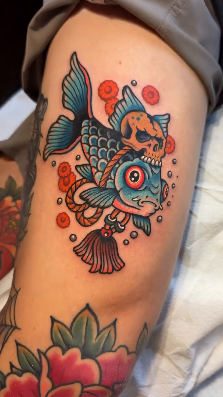 Tattoo by @miguelcomintattooer โ neo_traditional