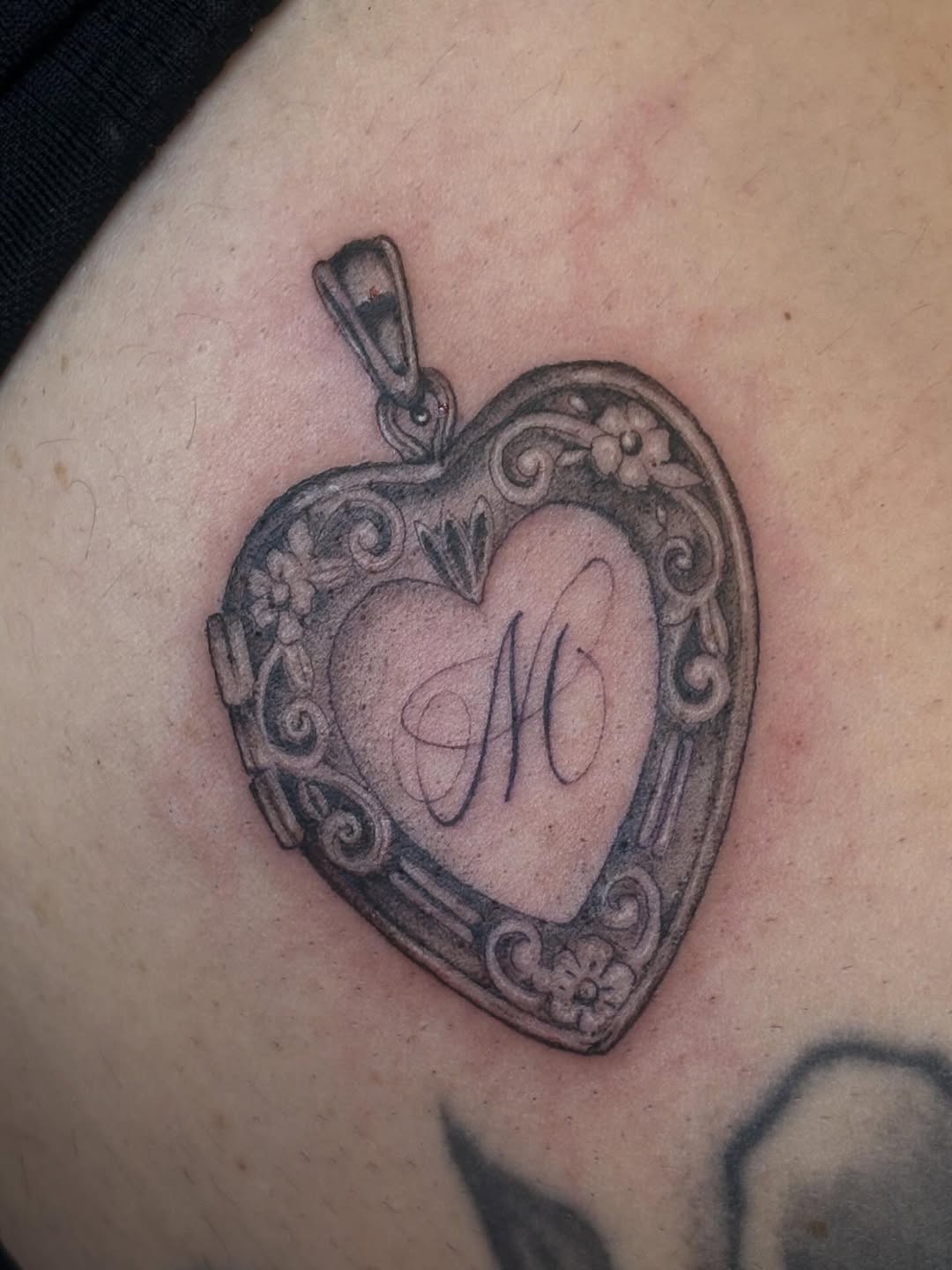 Tattoo by @glisx β black_and_grey