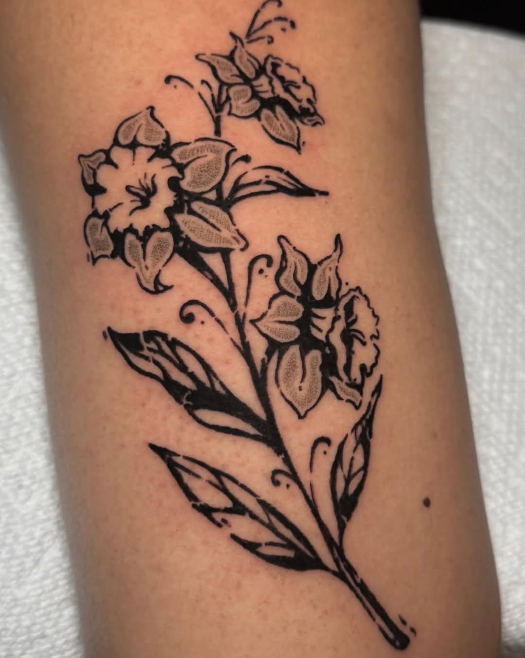 Tattoo by @eazy.ink_ β illustrative, black_and_grey