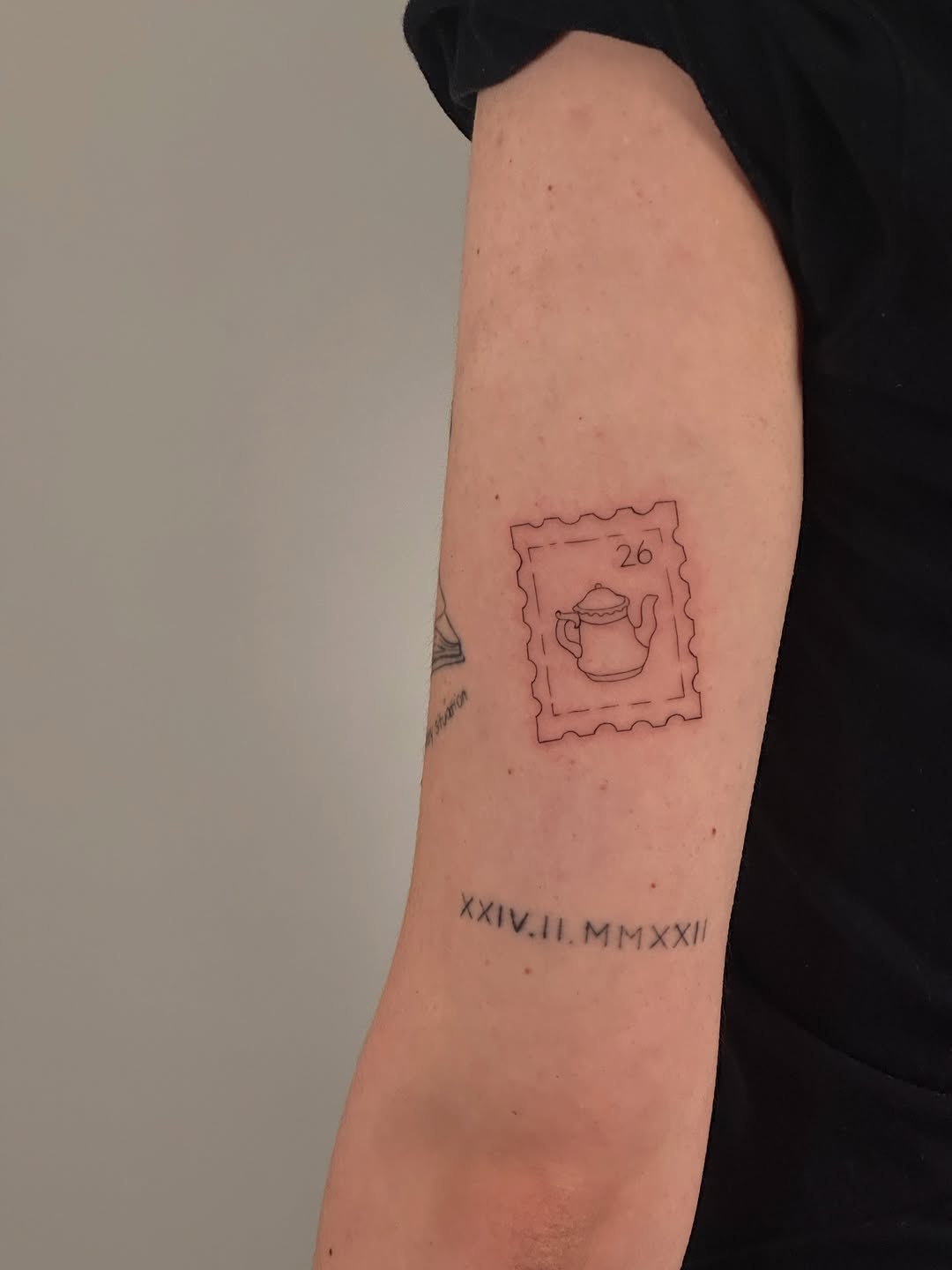 Tattoo by @jules__ink β fine_line, minimalist