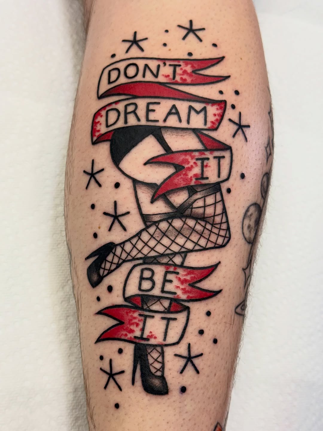 Tattoo by @inkedbyjenna — american_traditional, illustrative