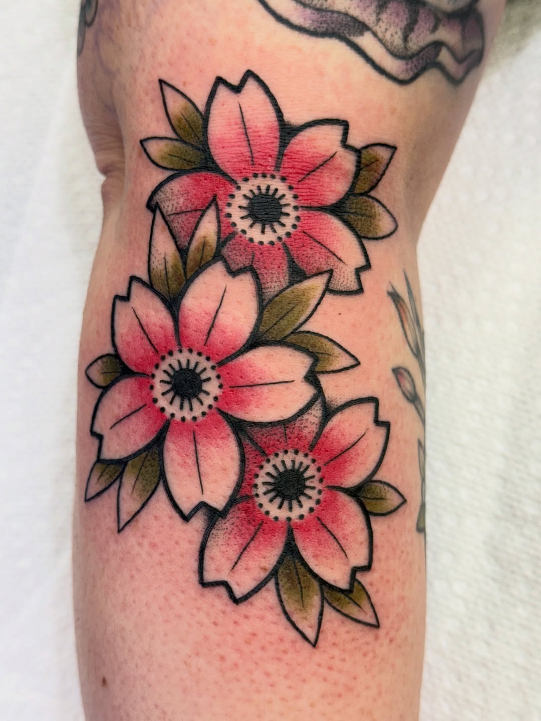 Tattoo by @inkedbyjenna — american_traditional, illustrative