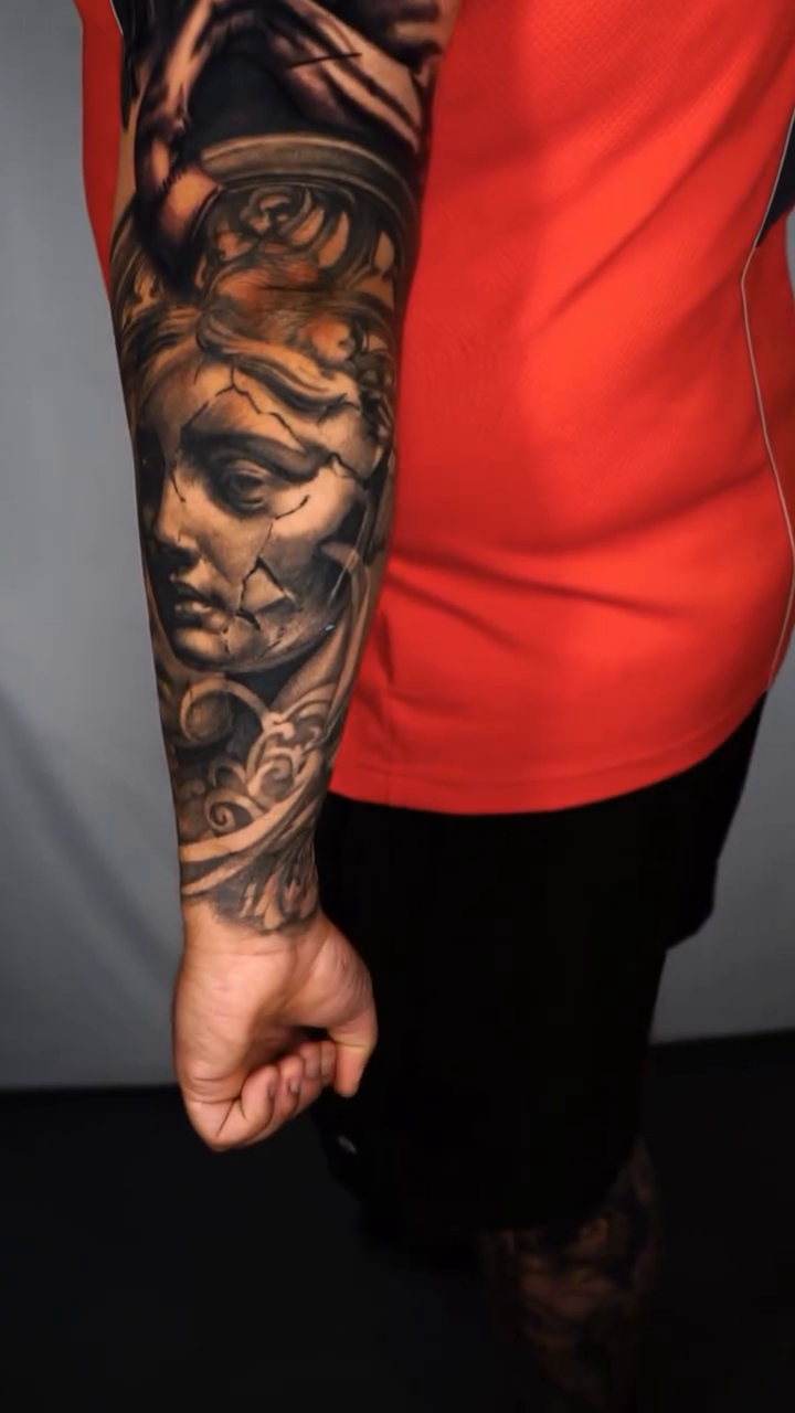 Tattoo by @nligdie — black_and_grey, realism