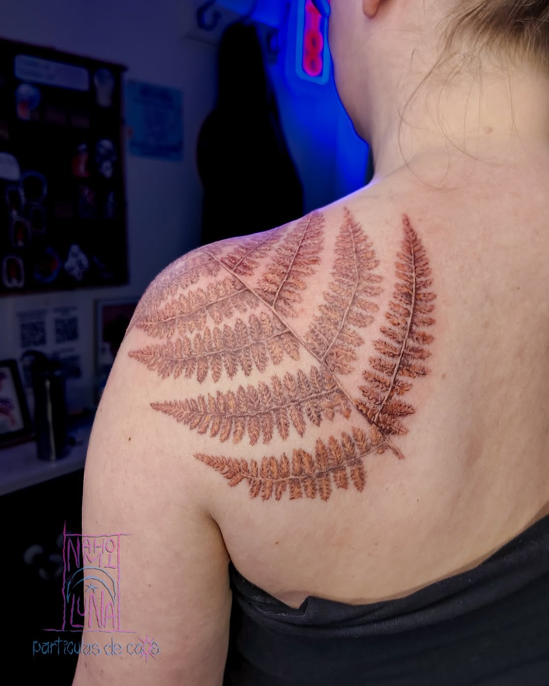 Tattoo by @particulasdecaos_ — realism, illustrative