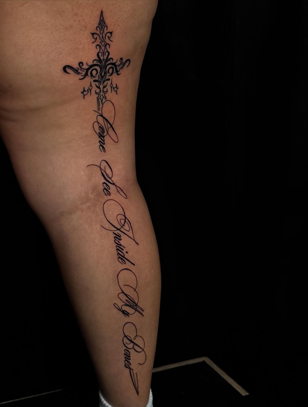 Tattoo by @isa.tats — lettering_script, ornamental