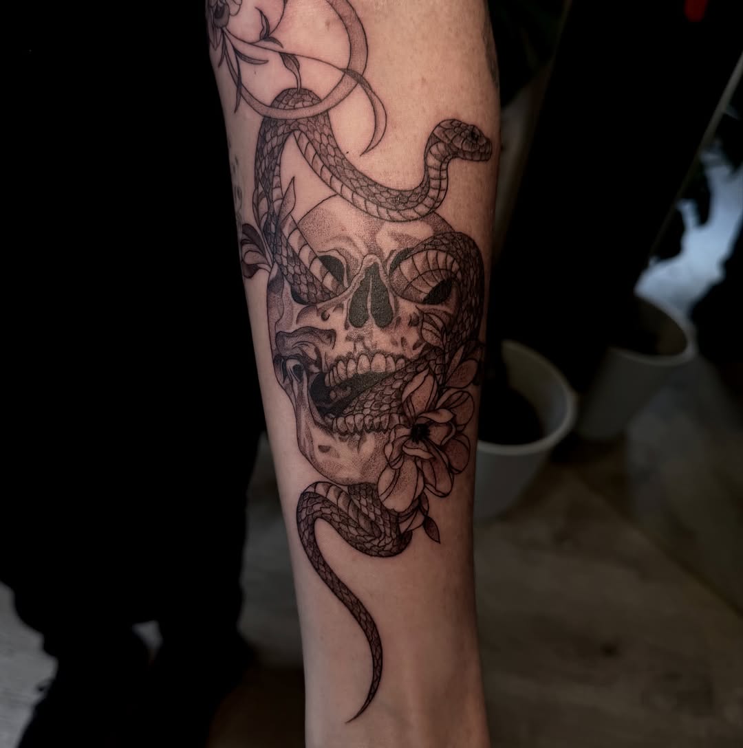 Tattoo by @inked_by_ki — black_and_grey, illustrative