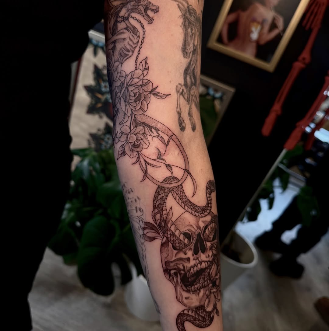 Tattoo by @inked_by_ki — black_and_grey, illustrative
