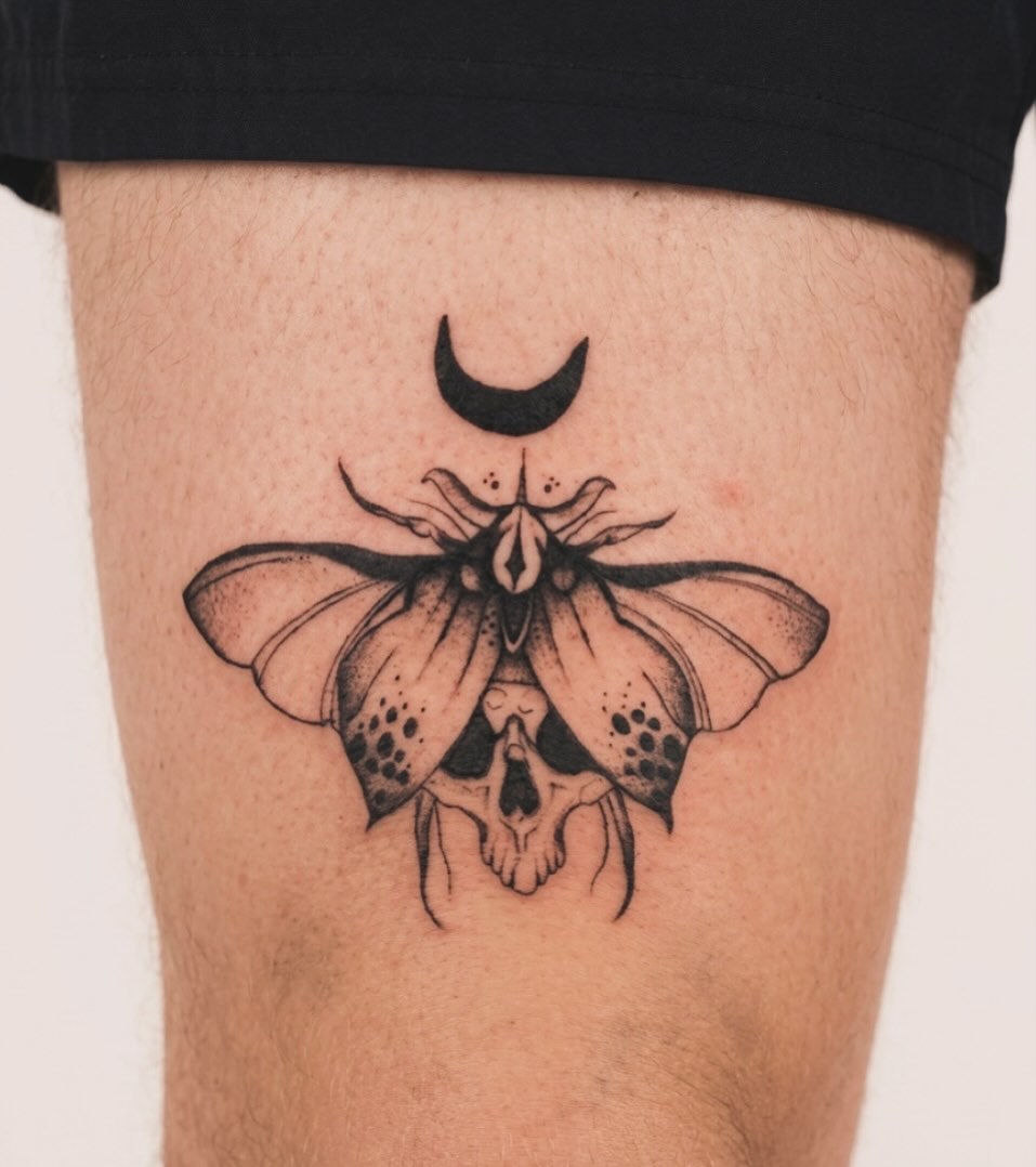 Tattoo by @tattoos_jara — black_and_grey, dotwork