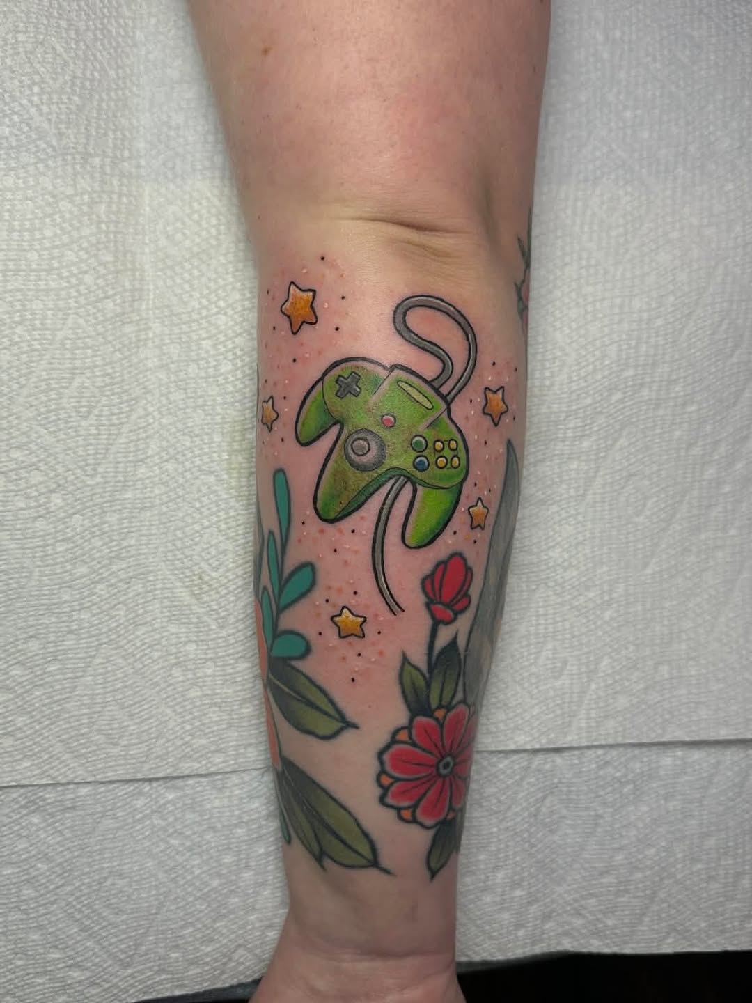 Tattoo by @mallorytattoos — new_school, illustrative
