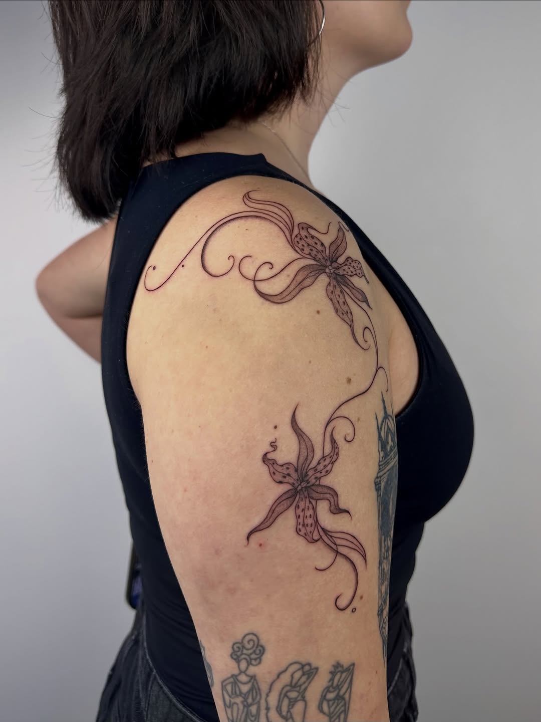 Tattoo by @artbykay.la โ fine_line, black_and_grey
