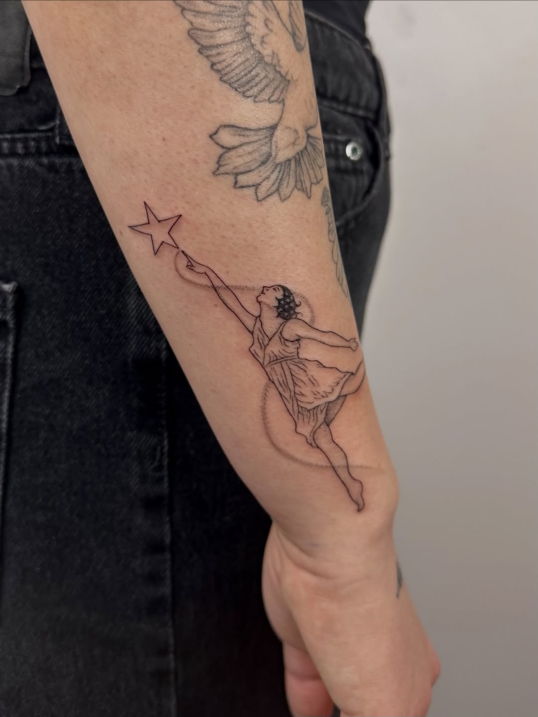 Tattoo by @artbykay.la โ fine_line, illustrative