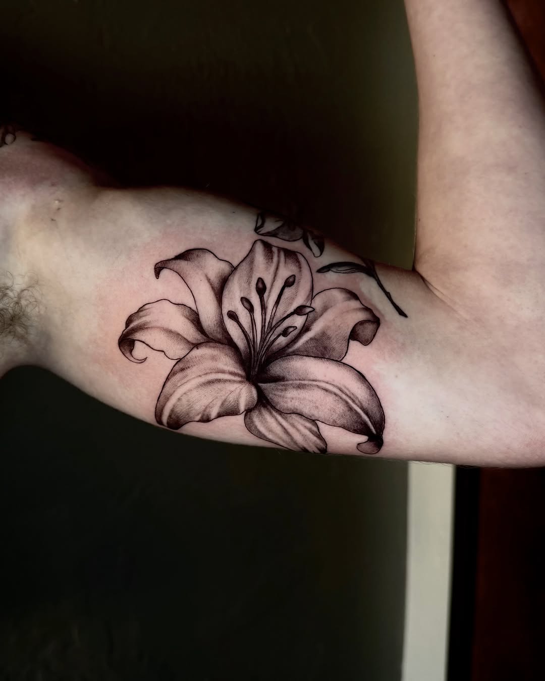 Tattoo by @mamagiatattoos โ black_and_grey, realism