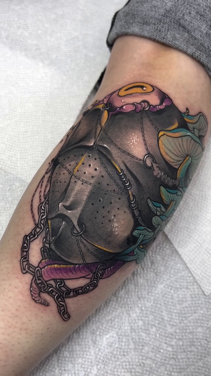 Tattoo by @tatijanahoskinson — realism
