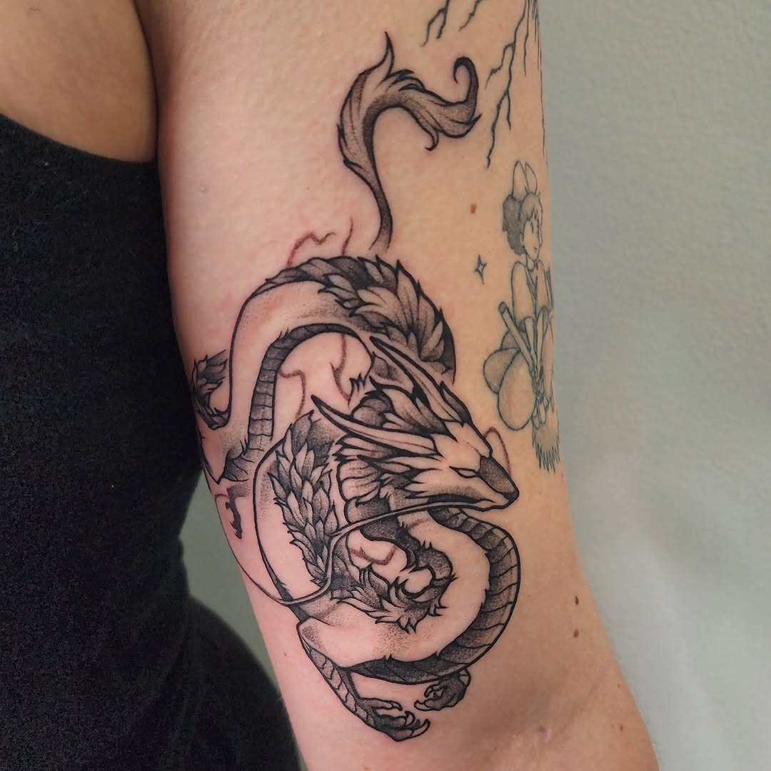 Tattoo by @darkwood.tattoos — japanese_irezumi, dotwork