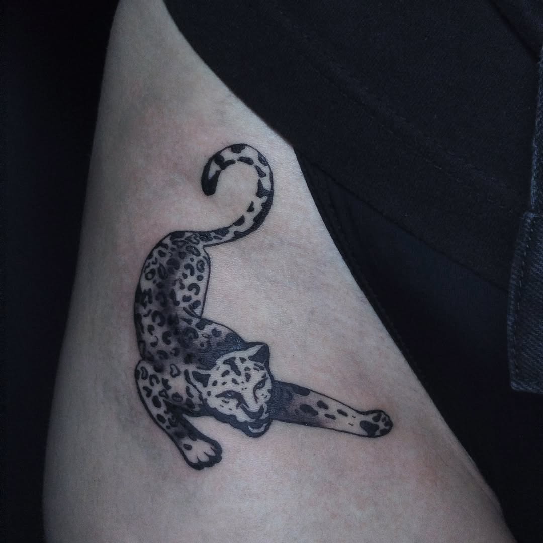 Tattoo by @dori.tatt — black_and_grey, realism