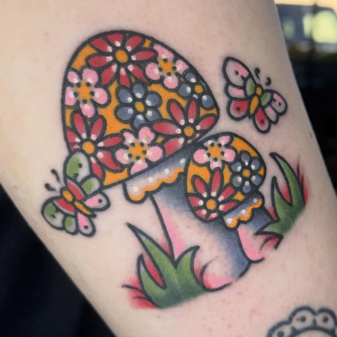 Tattoo by @renedoestattoos — american_traditional, illustrative