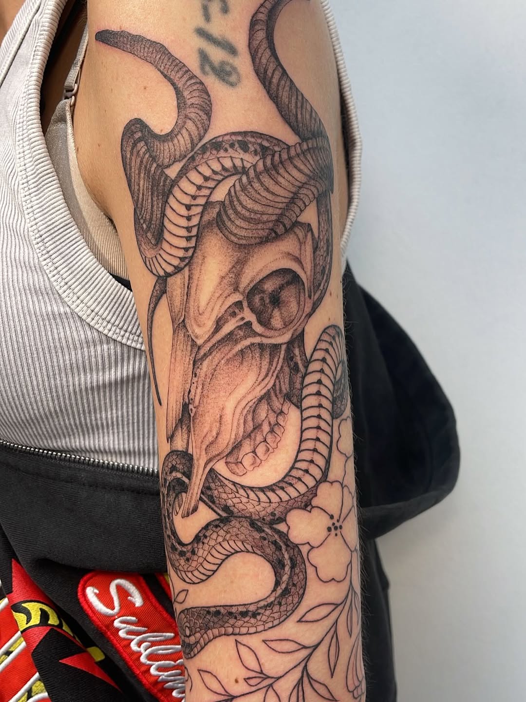 Tattoo by @mieshastattoos — black_and_grey