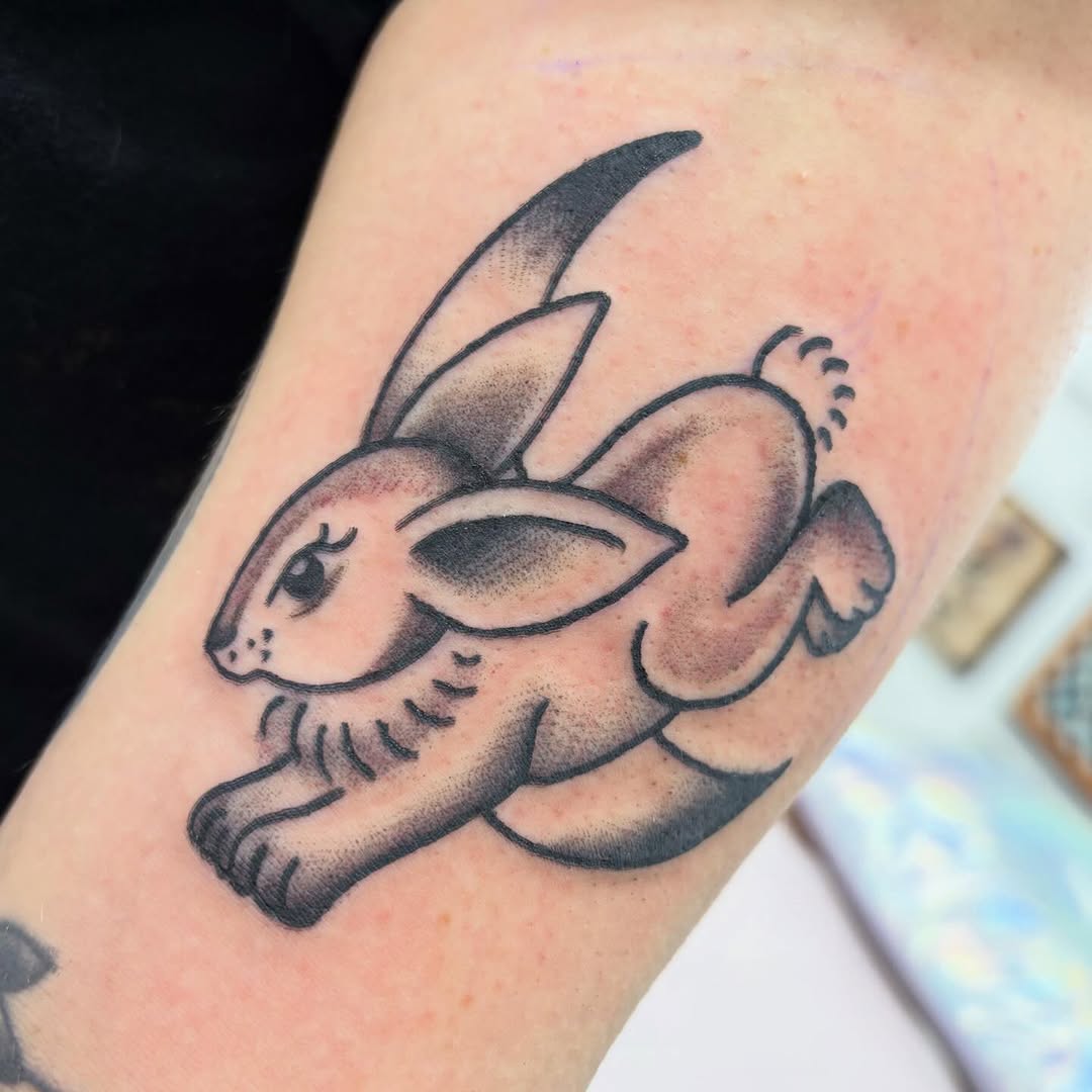 Tattoo by @laurencaldwelltattoo — american_traditional, dotwork