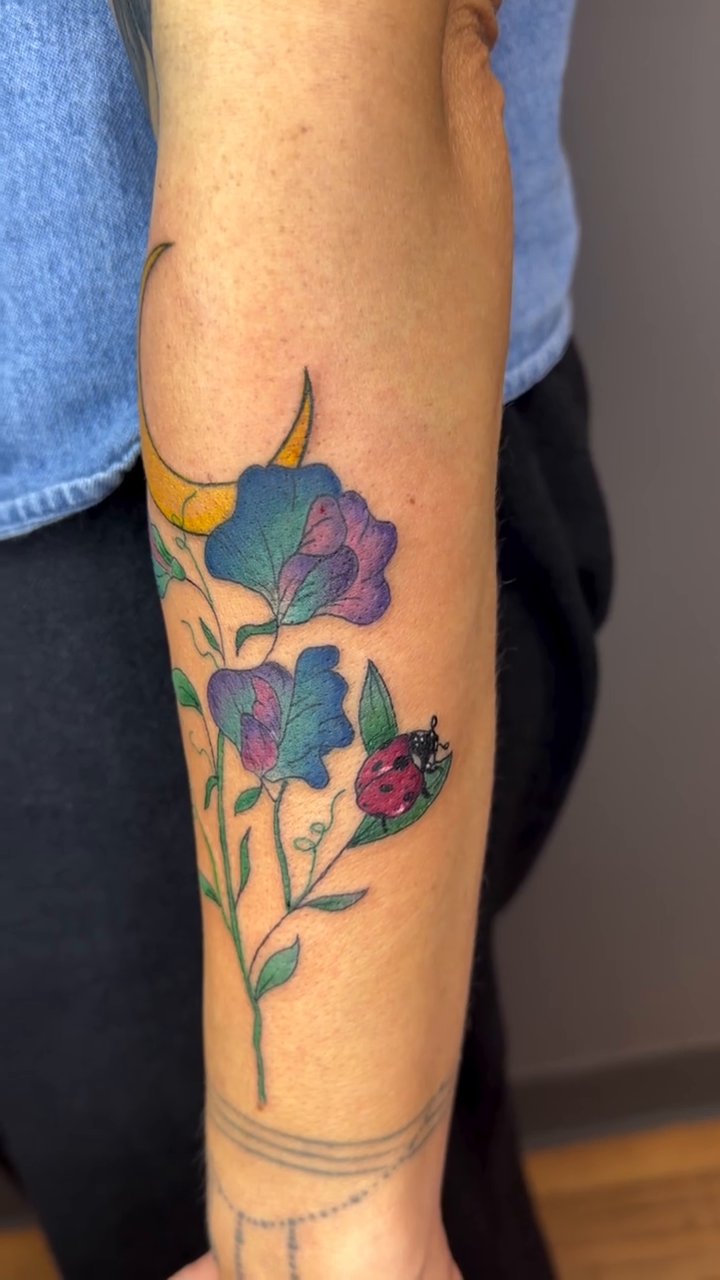 Tattoo by @milkas_tatt2 — fine_line, color