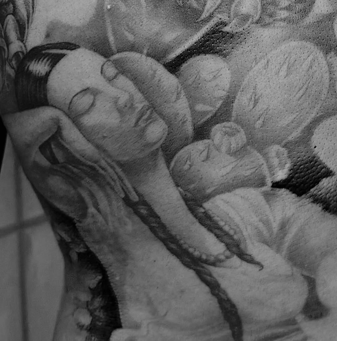 Tattoo by @que.sera8 β realism, black_and_grey