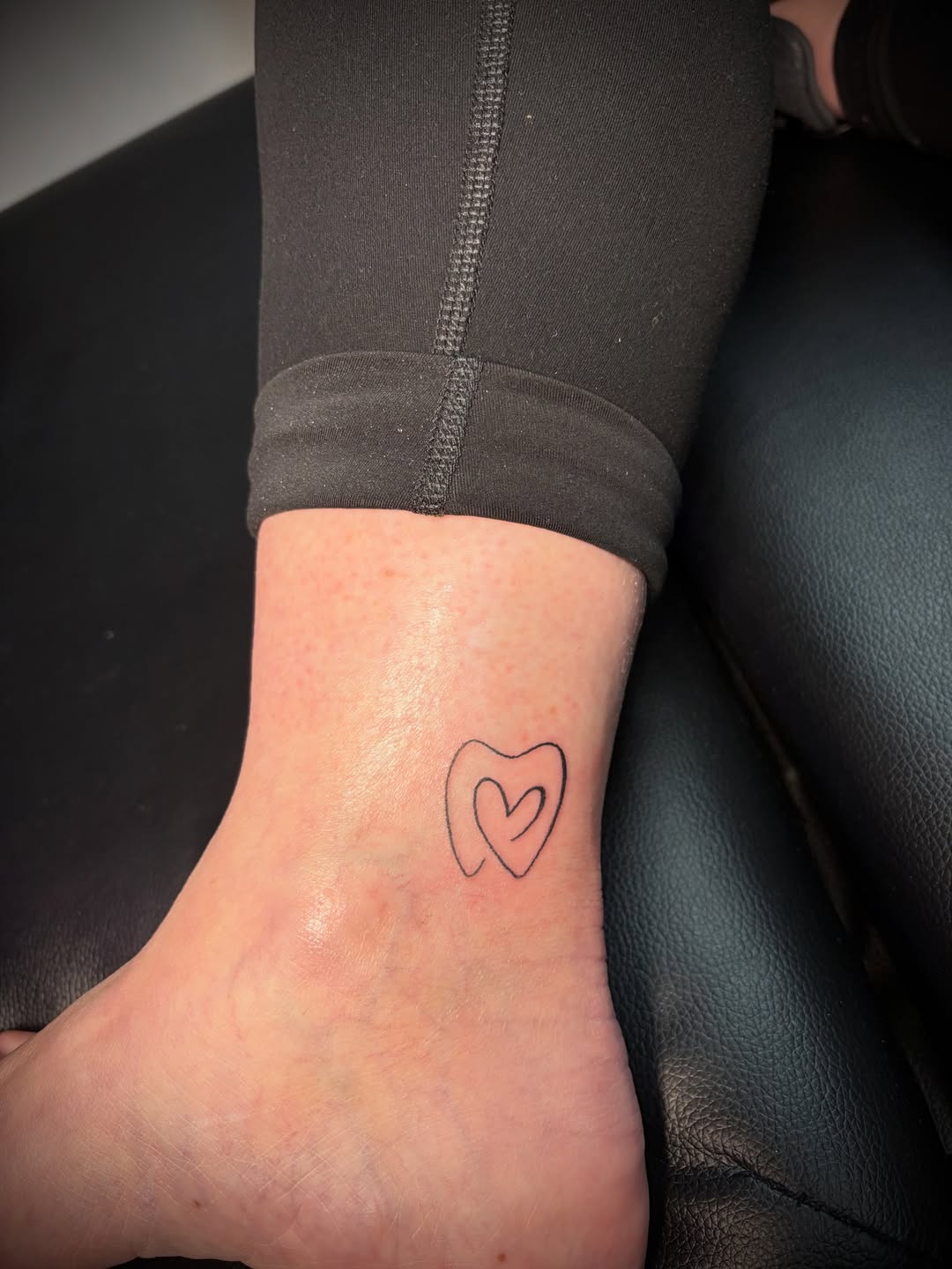 Tattoo by @inkedby.kiersten β fine_line, minimalist