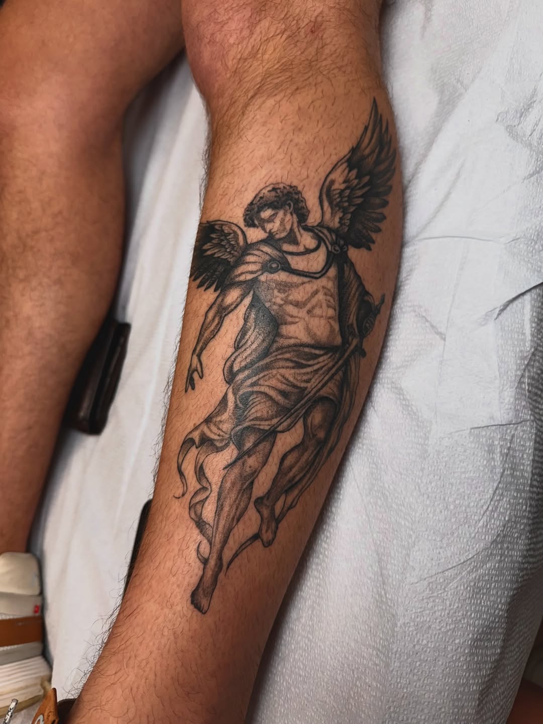 Tattoo by @ems__tattooing โ black_and_grey, realism