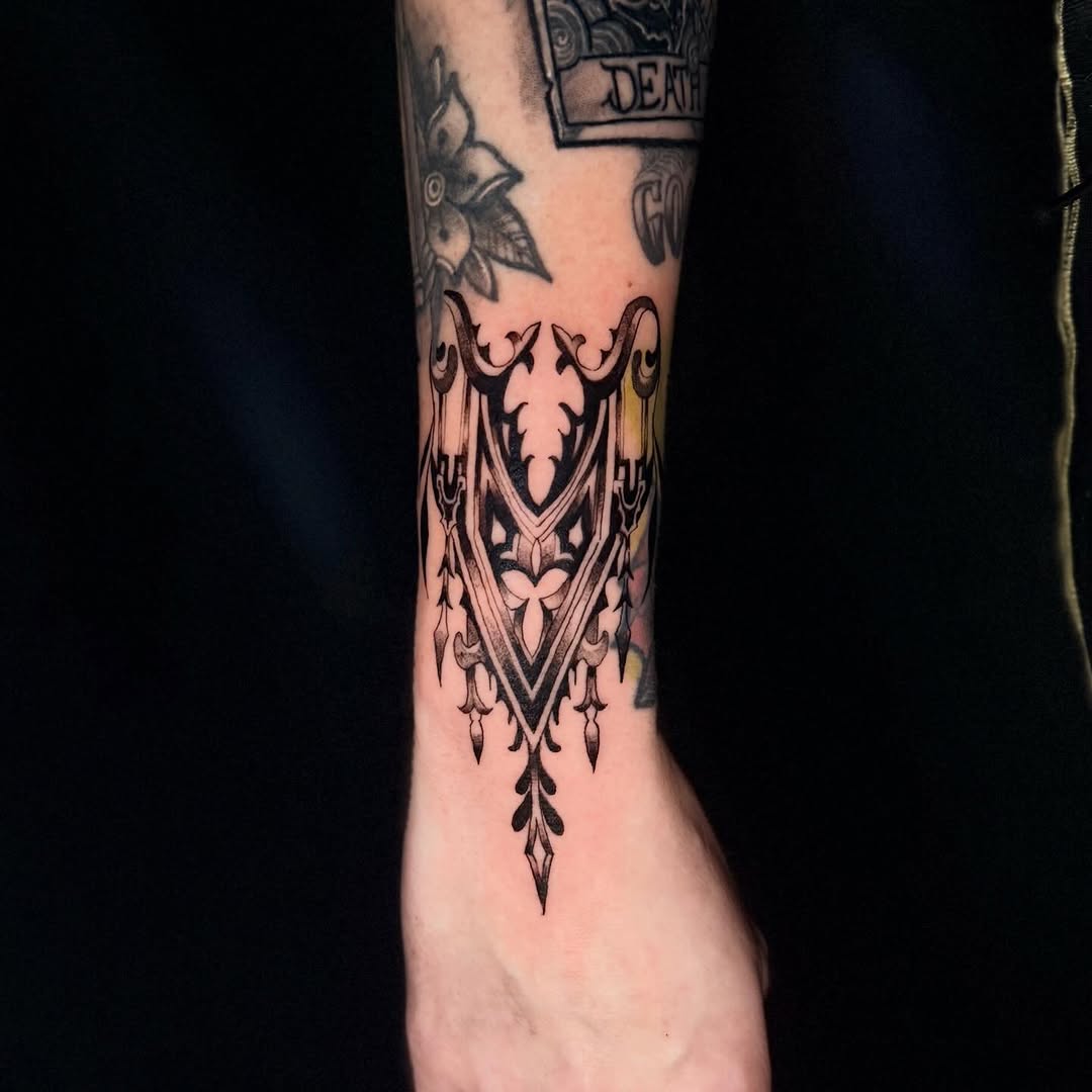 Tattoo by @nicolette.tattoo — blackwork, ornamental