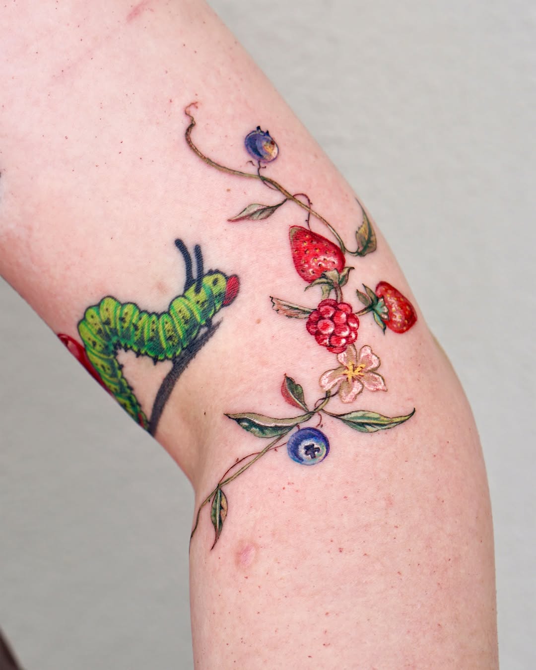 Tattoo by @1sle_tattoo — realism, fine_line