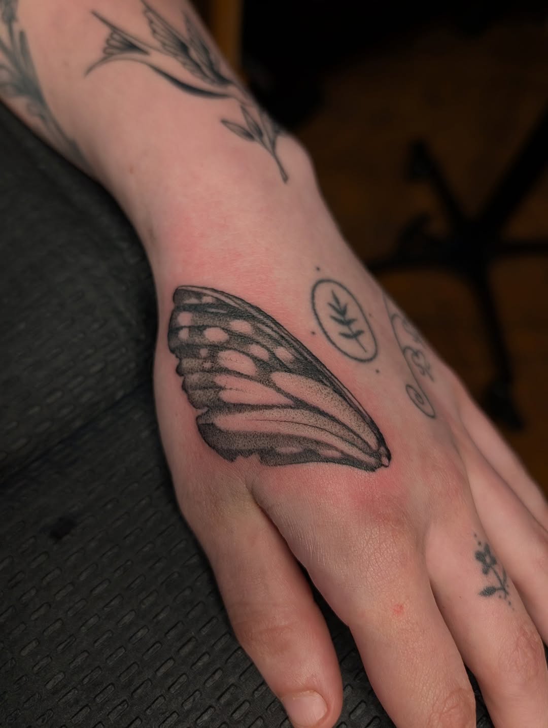 Tattoo by @sweetnothingsink — black_and_grey
