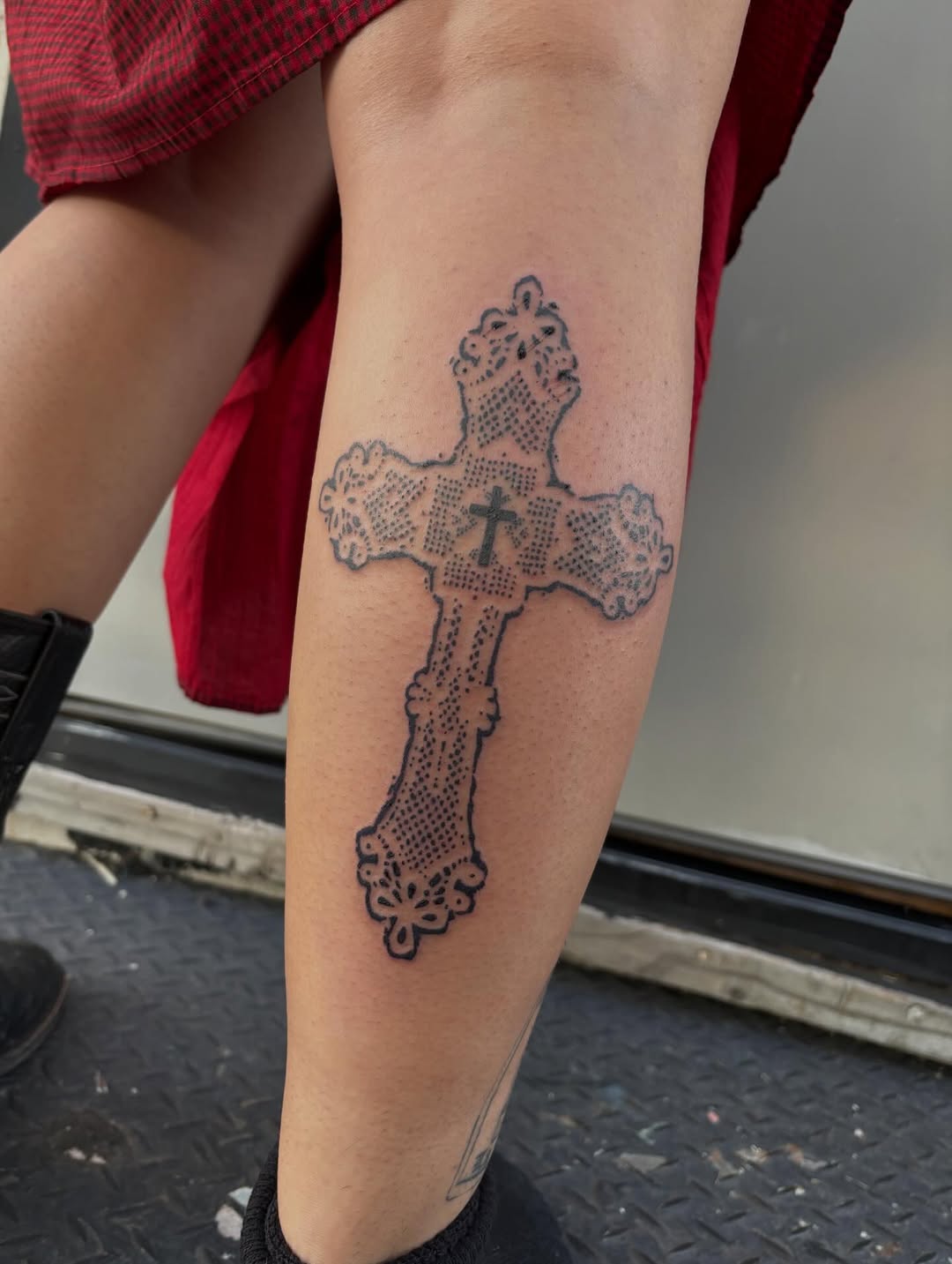 Tattoo by @l00se_needlez โ black_and_grey