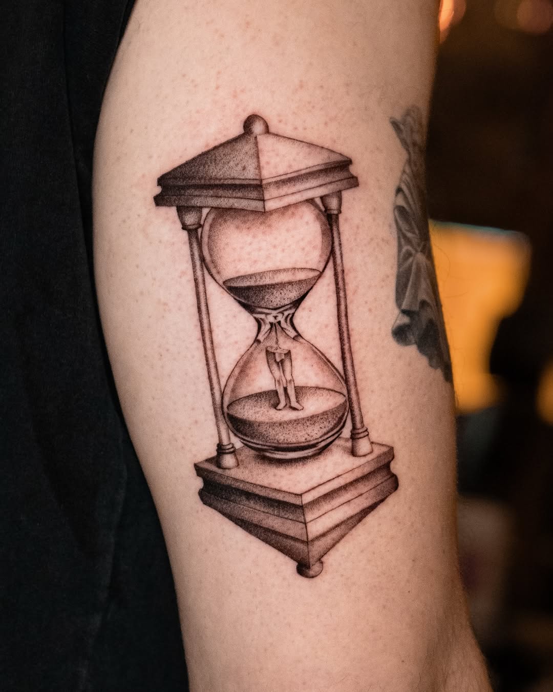 Tattoo by @mateo_tats — black_and_grey