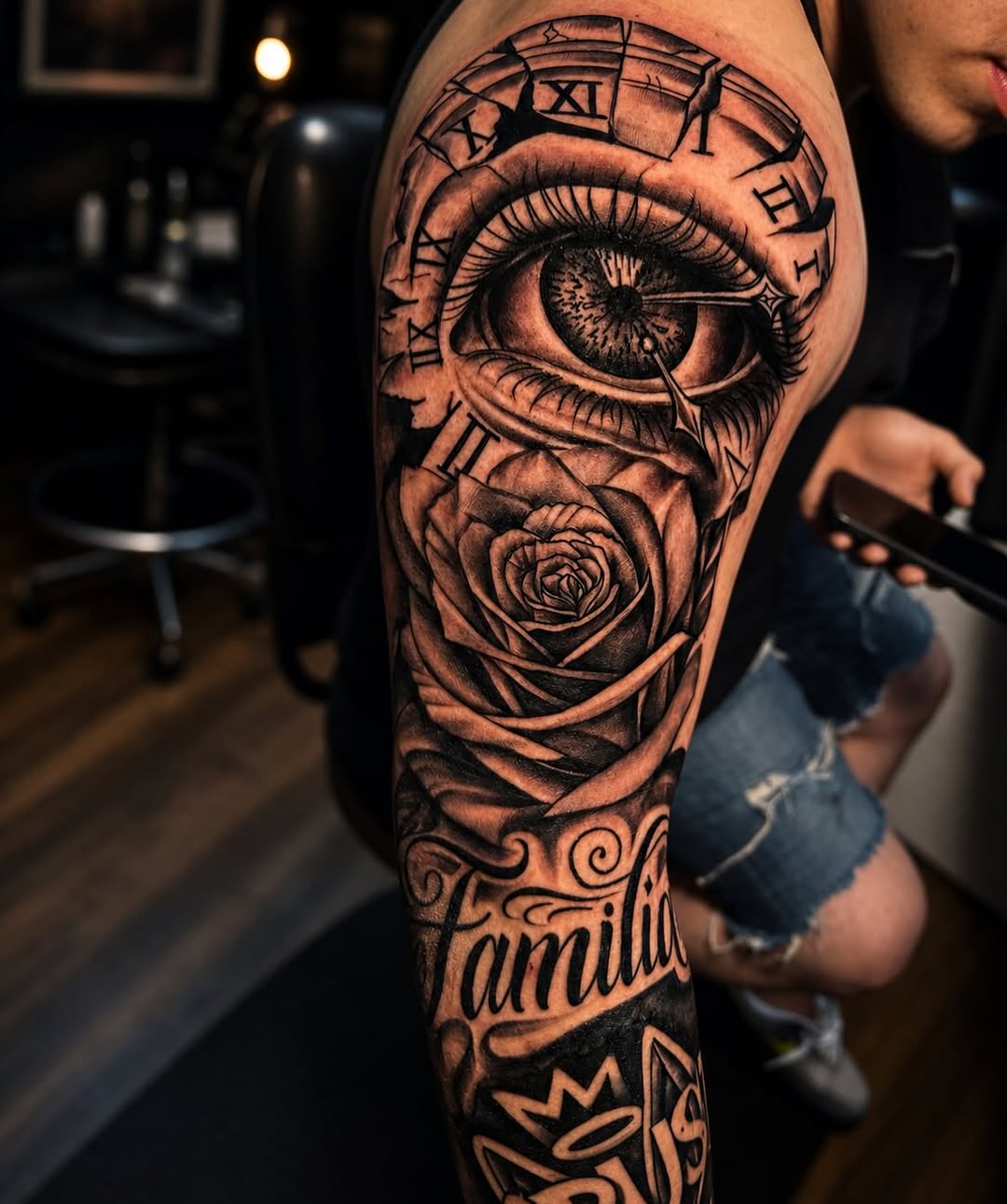 Tattoo by @dayse_ink — black_and_grey, realism