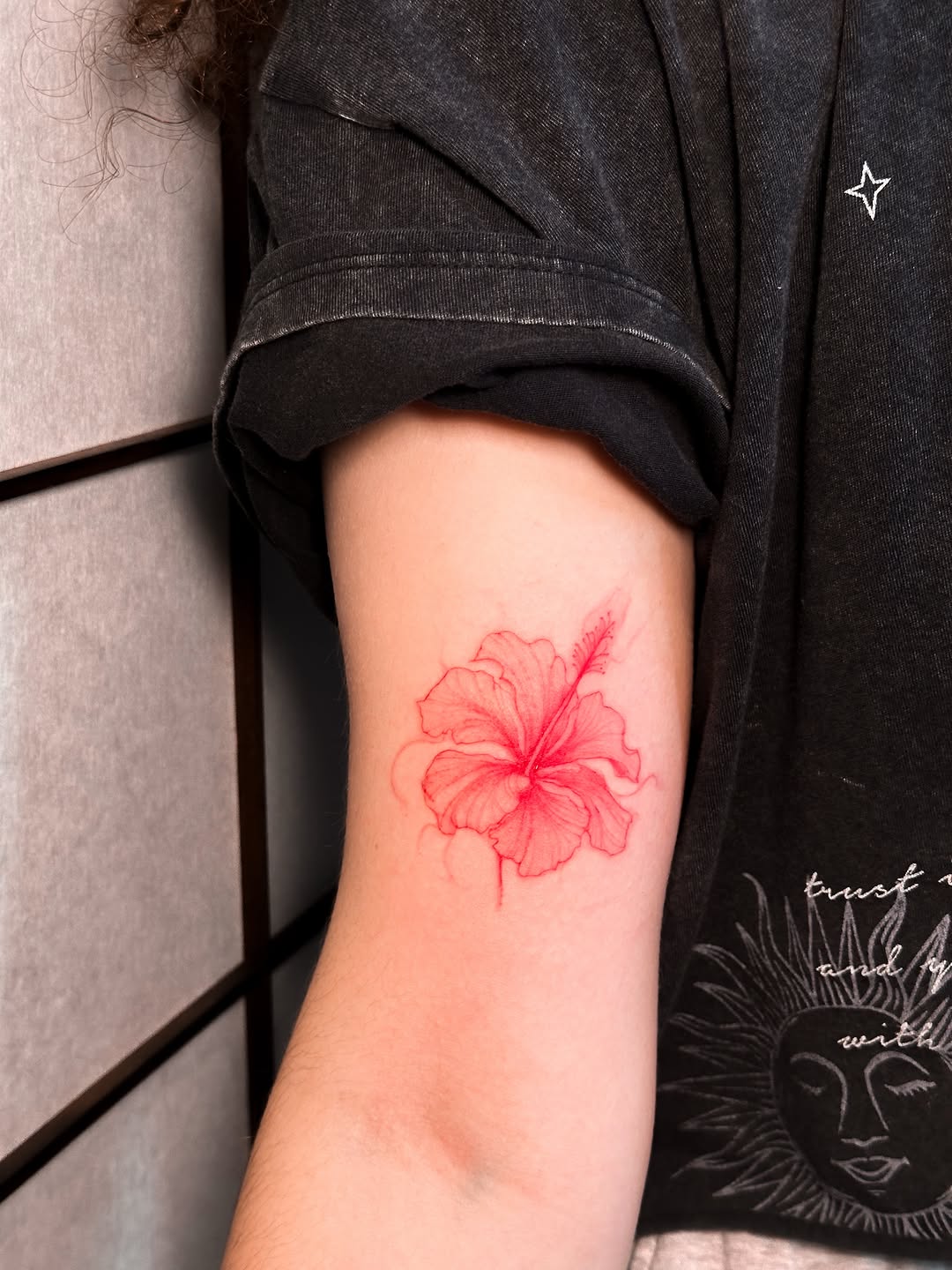 Tattoo by @milameowitattoo โ fine_line, illustrative