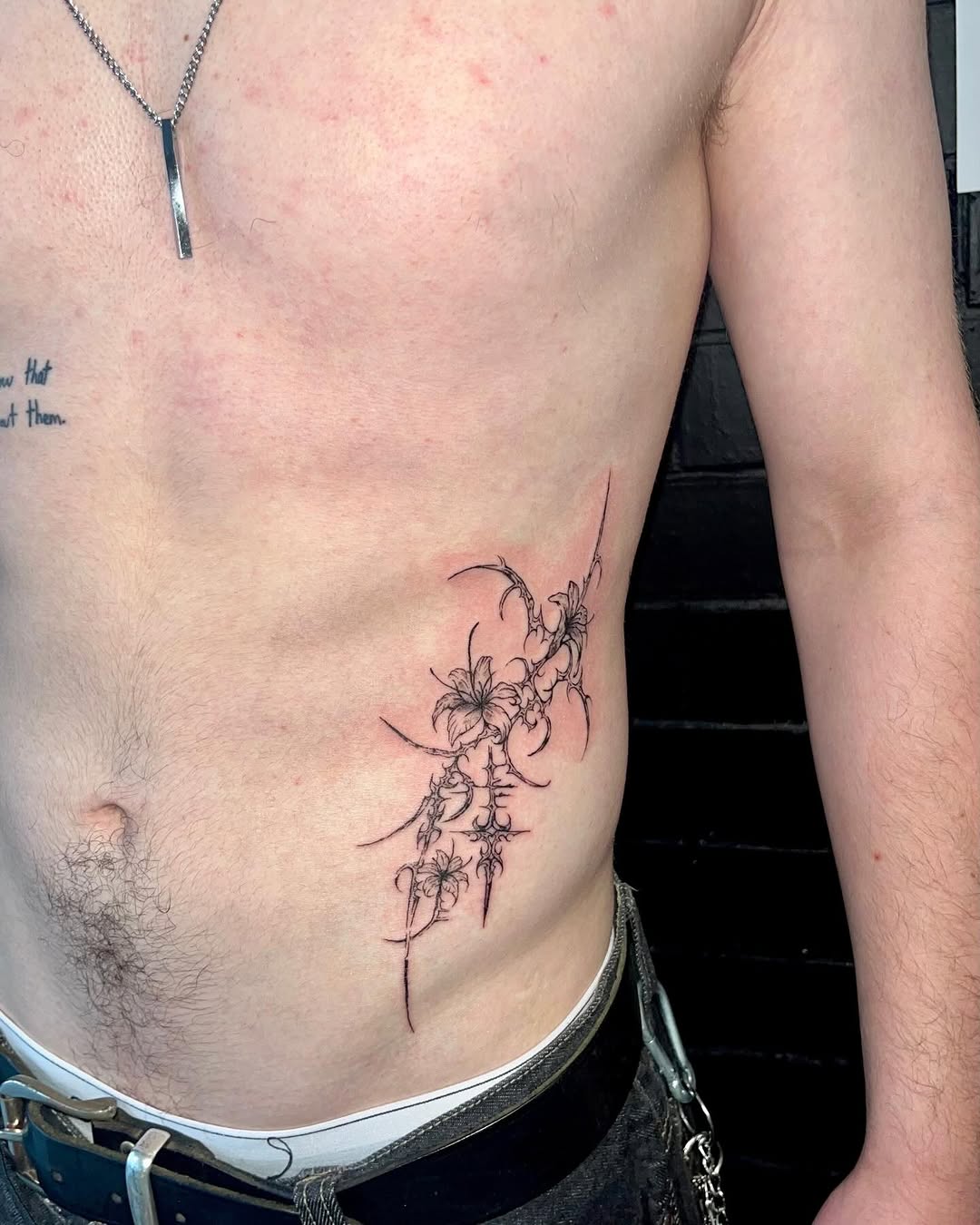Tattoo by @mwah.ttt — fine_line, ornamental