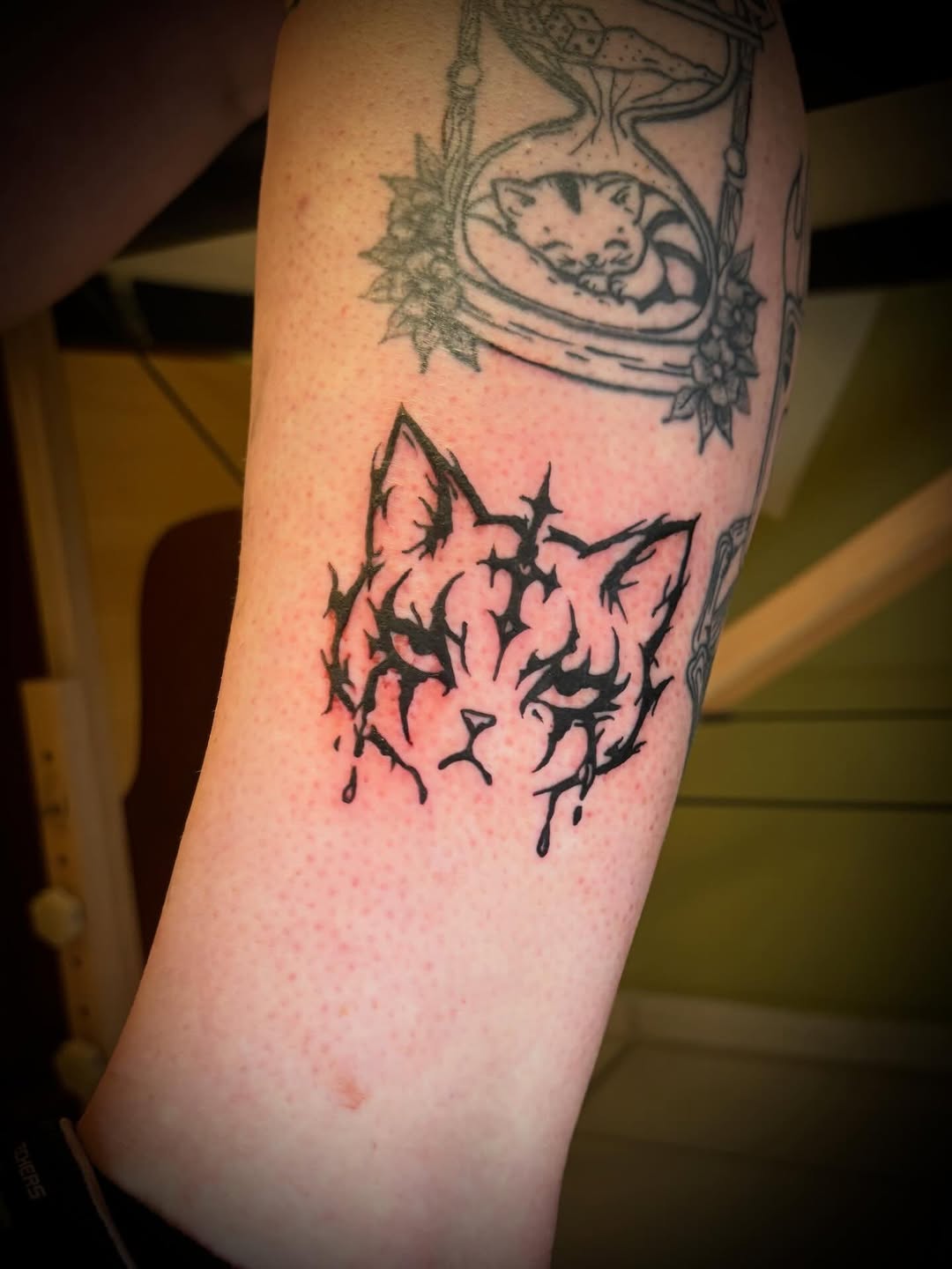 Tattoo by @lostkittenink โ blackwork