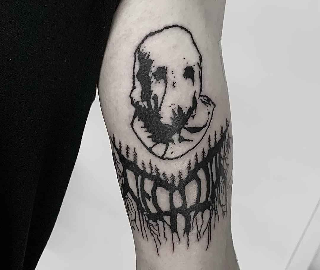 Tattoo by @gutsandink โ blackwork, illustrative
